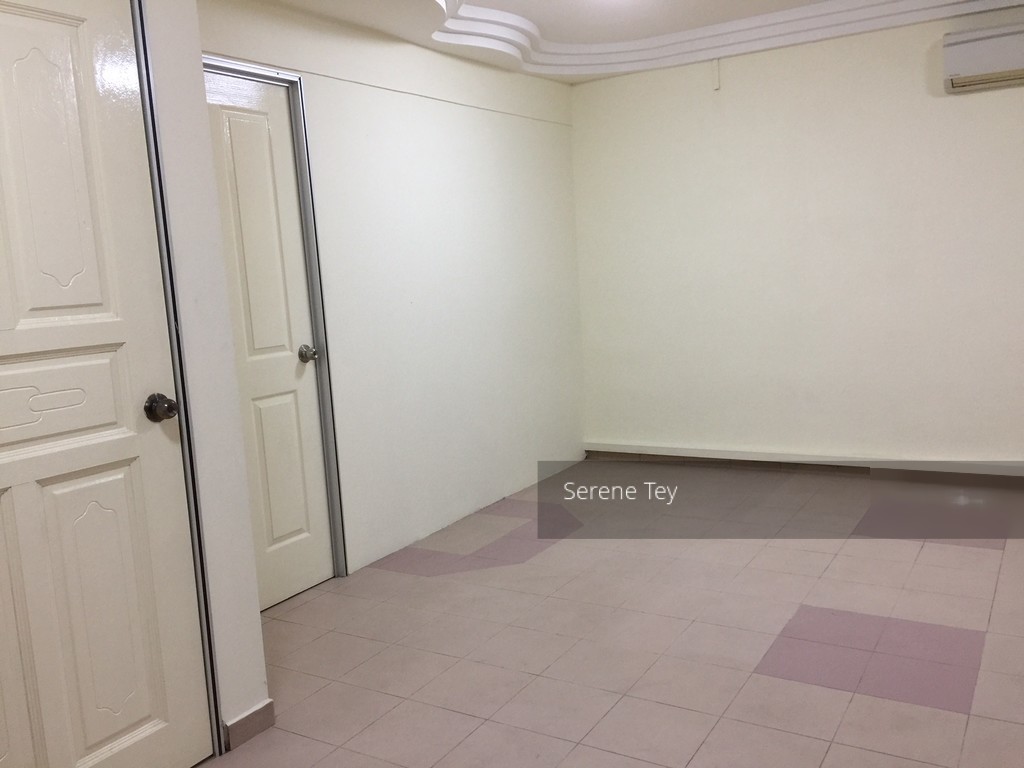 Sims Place (D14), Shop House #211686051